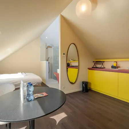 Apartmanhotel The Queen's Twelve By Romy&travis