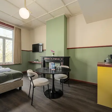 The Queen's Twelve By Romy&travis Hotel apartamentowy *