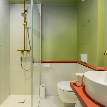 Hotel apartamentowy The Queen's Twelve By Romy&travis *